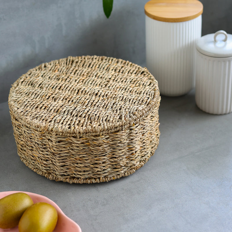 HMF 37291 Teebox für Teebeutel geflochten aus Seegras oder Wasserhyazinthe, Tee Aufbewahrungsbox mit 7 großen Fächern ,27 x 27 x 11 cm