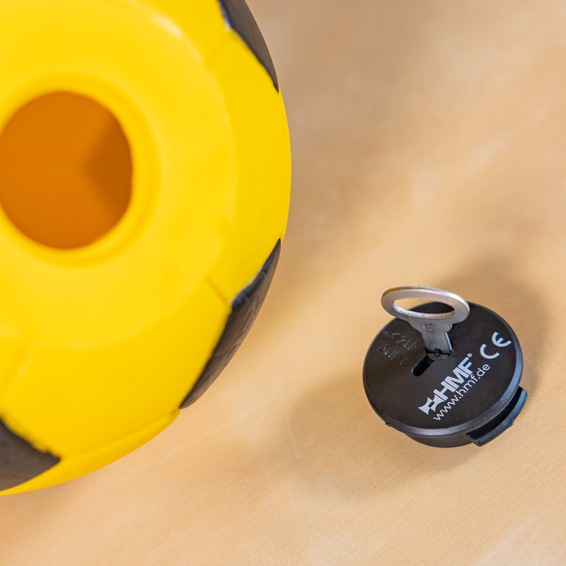 Spardose im Fußball-Look von HMF mit 15 cm Durchmesser in Blau